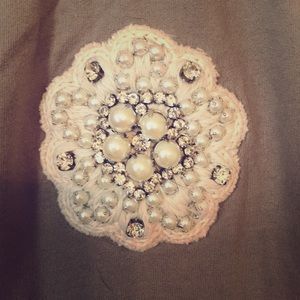 Twisted heart tan w/embellishment, sweats, sz XL